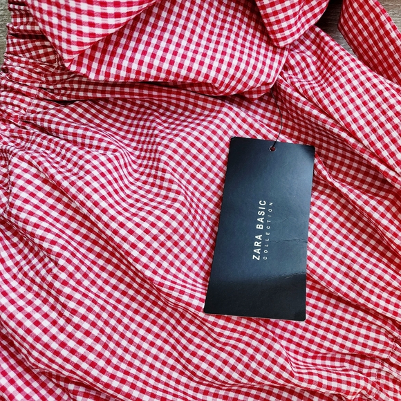 Zara Off Shoulder Red and White Gingham Blouse NWT - Picture 4 of 6